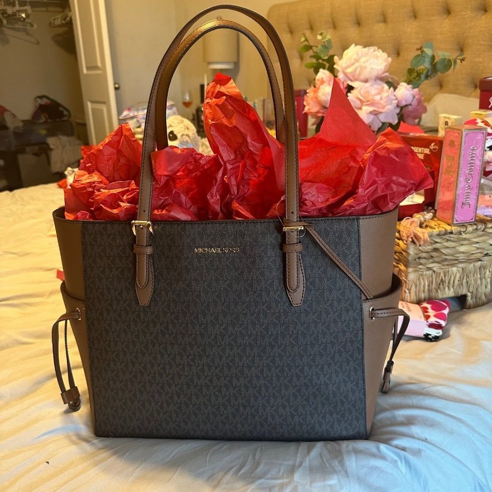 Michael Kors Large Gilly Handbag